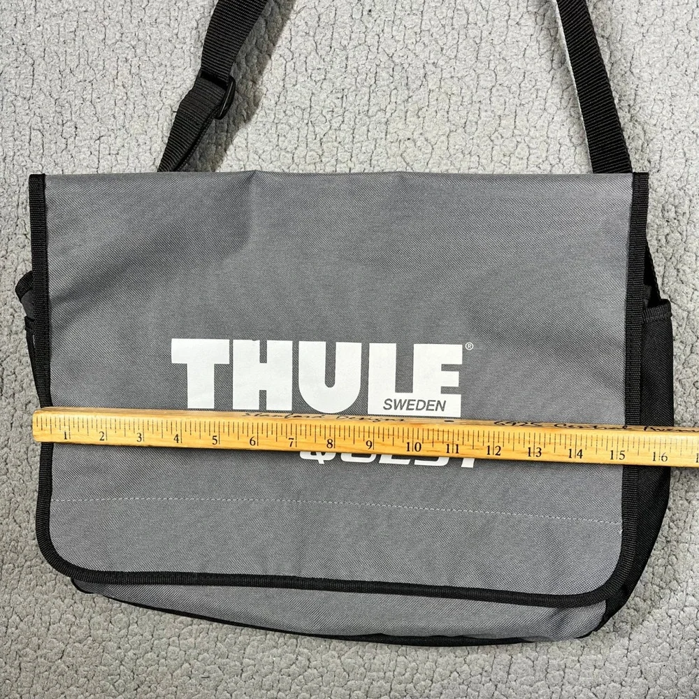 Thule Sweden Quest Messenger Bag Grey Black Canvas Crossbody Laptop Travel Case